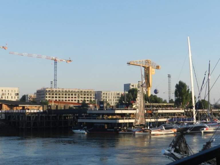 Nantes Travel Guide: Culture, History & Irish Links