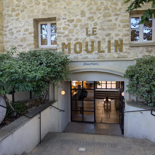 Lourmarin Provence: France’s Hidden Hilltop Gem